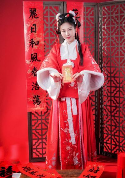 美丽小蜜桃在线播放_超清免费全集观看
